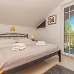Two-bedroom In בית נופש Kijevo