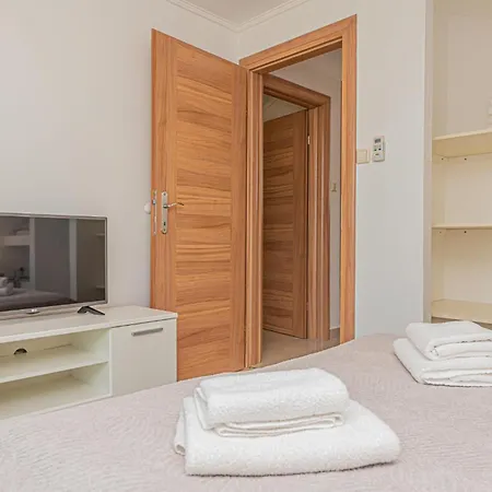 Two-bedroom In Prázdninový dům Kijevo