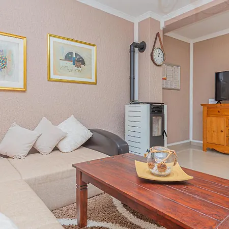 Two-bedroom In Kijevo