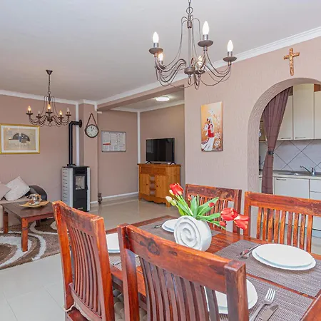 Two-bedroom In Prázdninový dům *