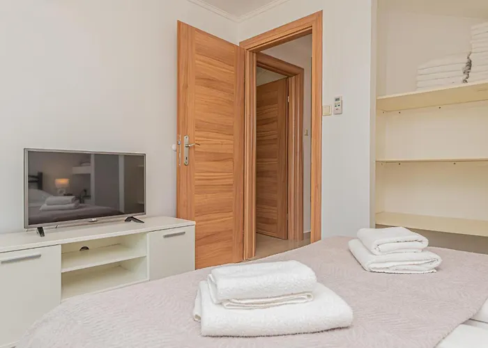 Two-bedroom In Vakantiehuis Kijevo