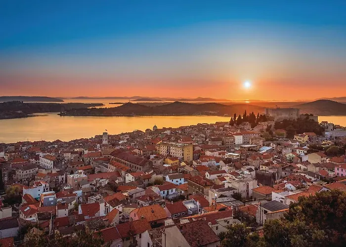 Two-bedroom In Vakantiehuis *