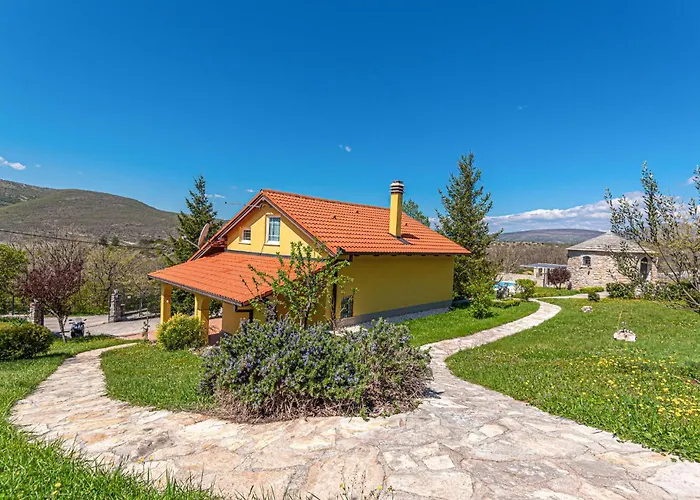 Vakantiehuis Two-bedroom In *